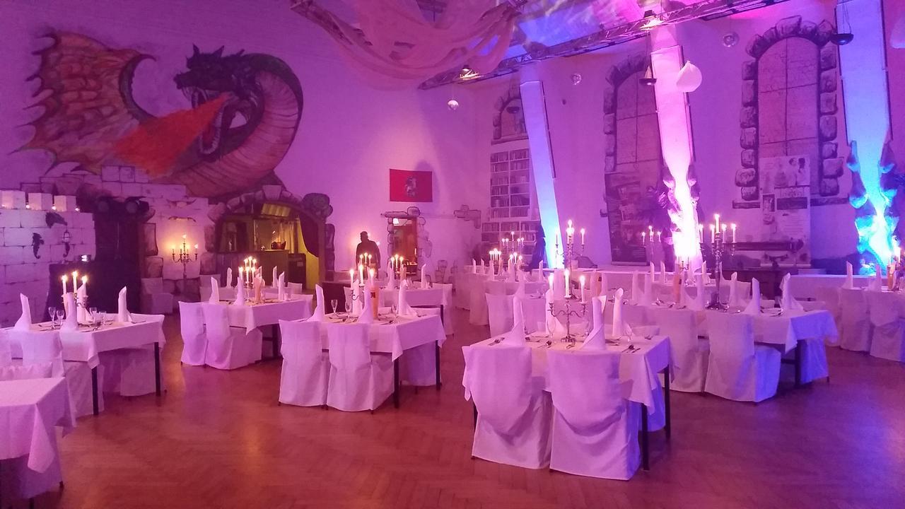 Pension Und Restaurant Die Burg Ehrenfriedersdorf Zewnętrze zdjęcie