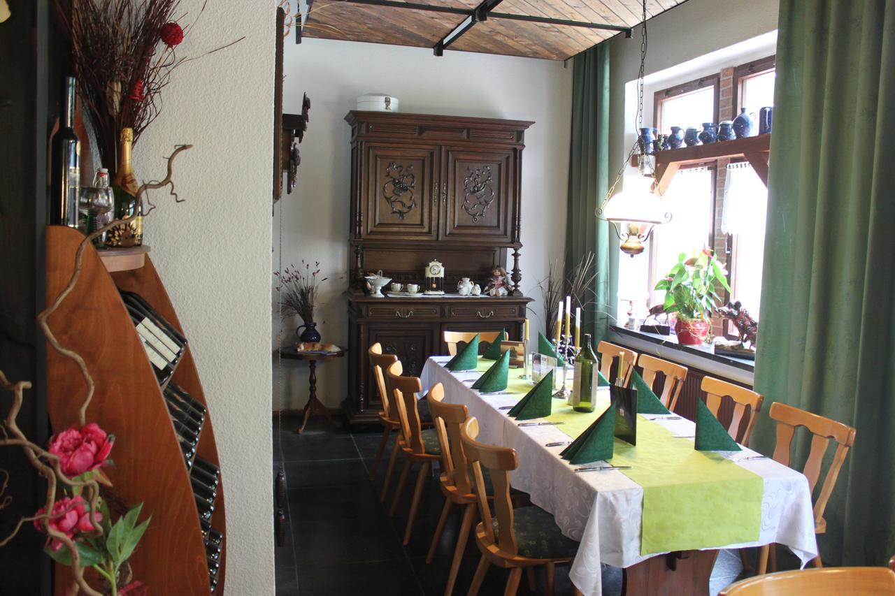 Pension Und Restaurant Die Burg Ehrenfriedersdorf Zewnętrze zdjęcie