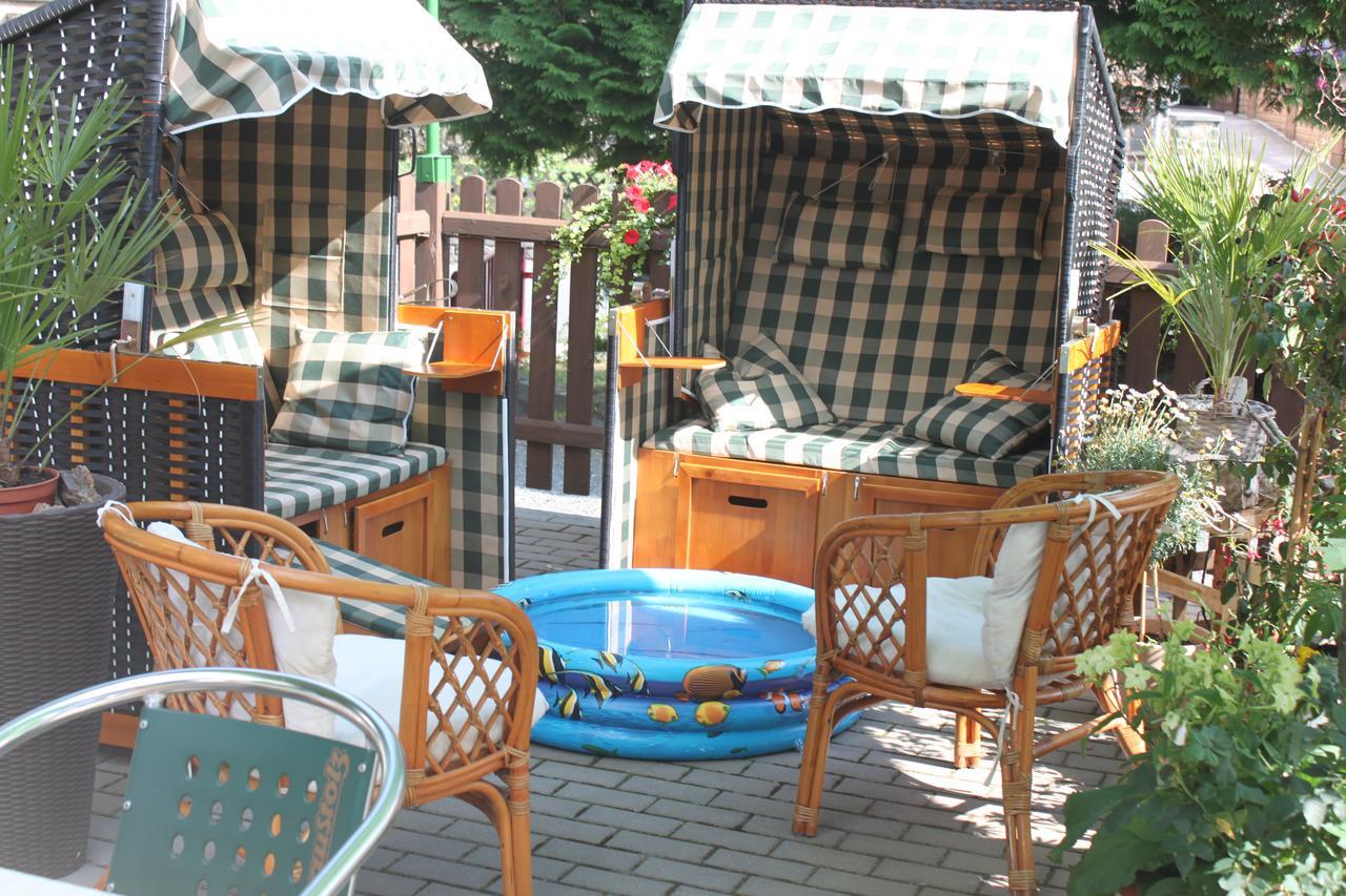 Pension Und Restaurant Die Burg Ehrenfriedersdorf Zewnętrze zdjęcie