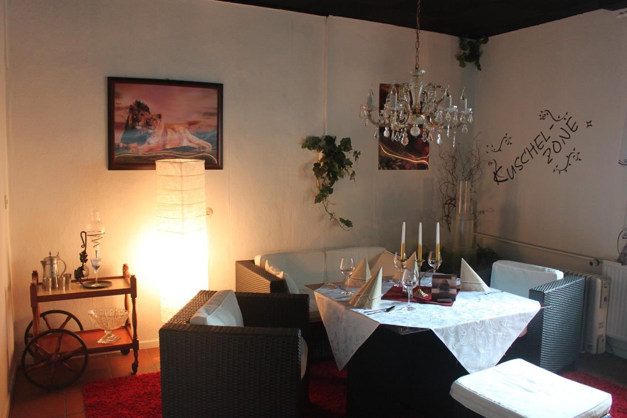 Pension Und Restaurant Die Burg Ehrenfriedersdorf Zewnętrze zdjęcie