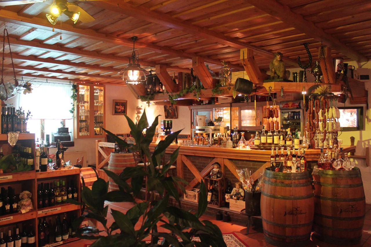 Pension Und Restaurant Die Burg Ehrenfriedersdorf Zewnętrze zdjęcie
